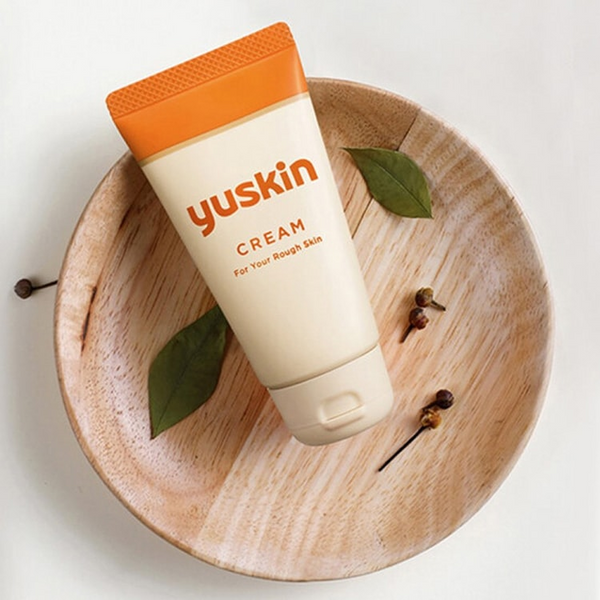 Yuskin Moisturizing Body and Hand Cream 80g
